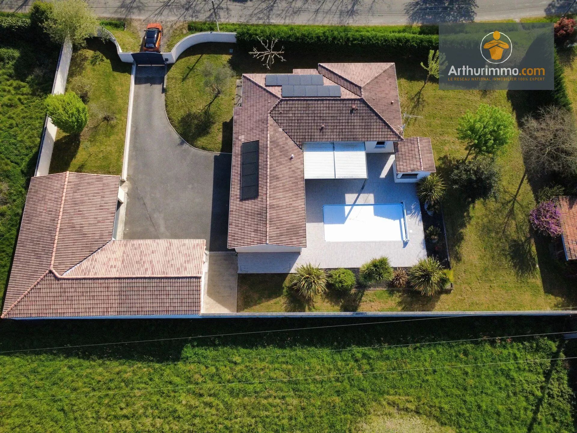 Maison 8 pièces 150 m² · à Casteljaloux · 150 m² · 364 000 €
