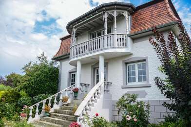 Maison 10 pièces 830000 €