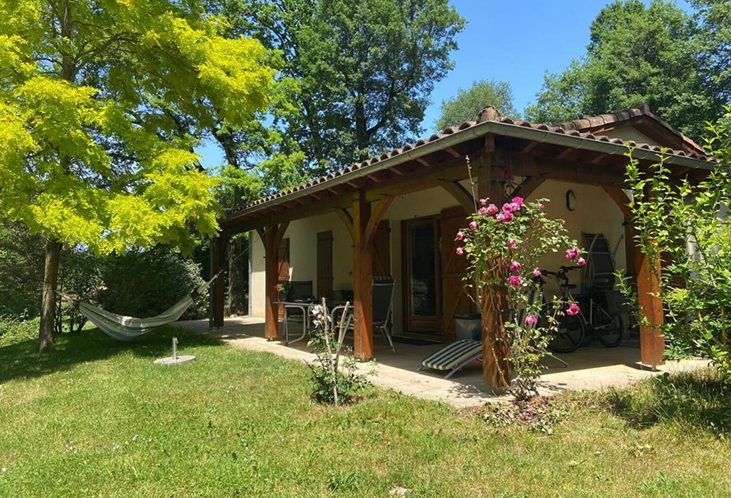 Maison dans un village de vacances à Gourdon — photo 1