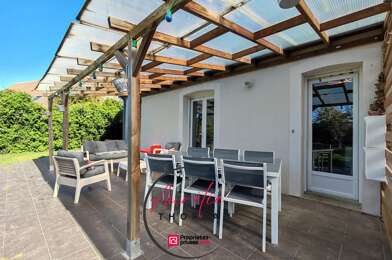 Maison 6 pièces 299915 €