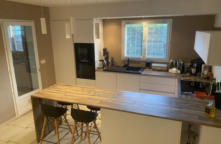 Vente maison 6 pièces 138 m² Villeneuve-lès-Maguelone (34750) — photo 3