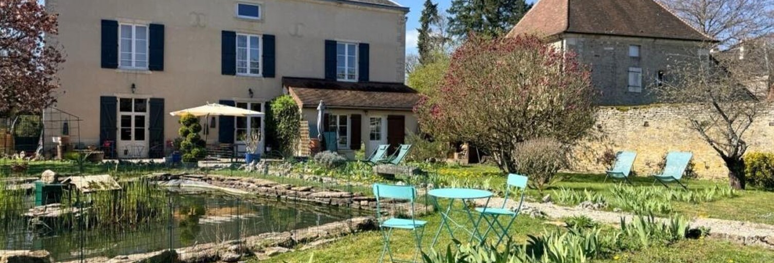 Maison 12 Pièces 420 m² à vendre à Commarin (21320)