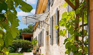 Maison 7 Pièces 229 m² à vendre à Galgon (33133)