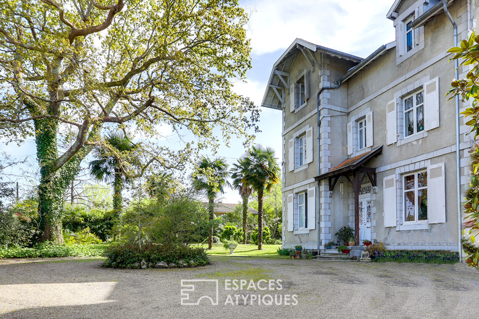 Villa / Maison  T10 à vendre Salies-de-Béarn 64270