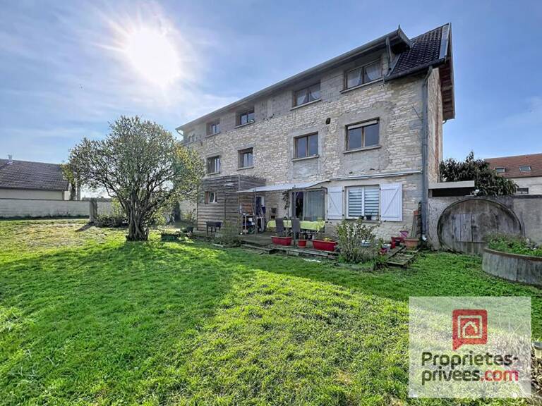 Maison/ Immeuble à rénover Ruffey Les Echirey 237,50 m2 — photo 1