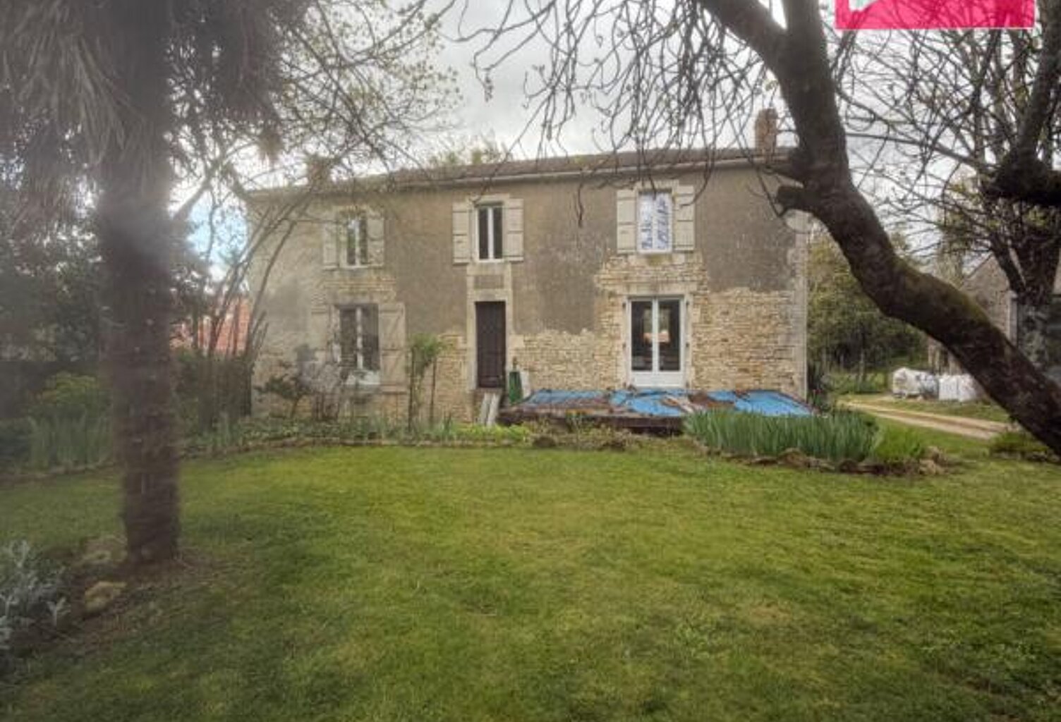 Maison Sainte Hermine 7 pièce(s) 147 m2 — photo 1