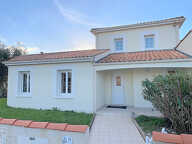 Maison familiale de 122 m² - 4 chambres -  jardin et piscine - 13 km de La Rochelle - 10 km de la Mer — photo 2