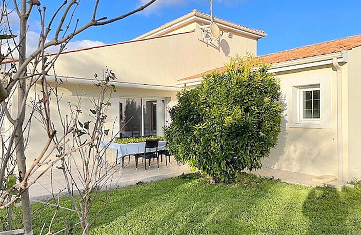 Maison familiale de 122 m² - 4 chambres -  jardin et piscine - 13 km de La Rochelle - 10 km de la Mer — photo 4
