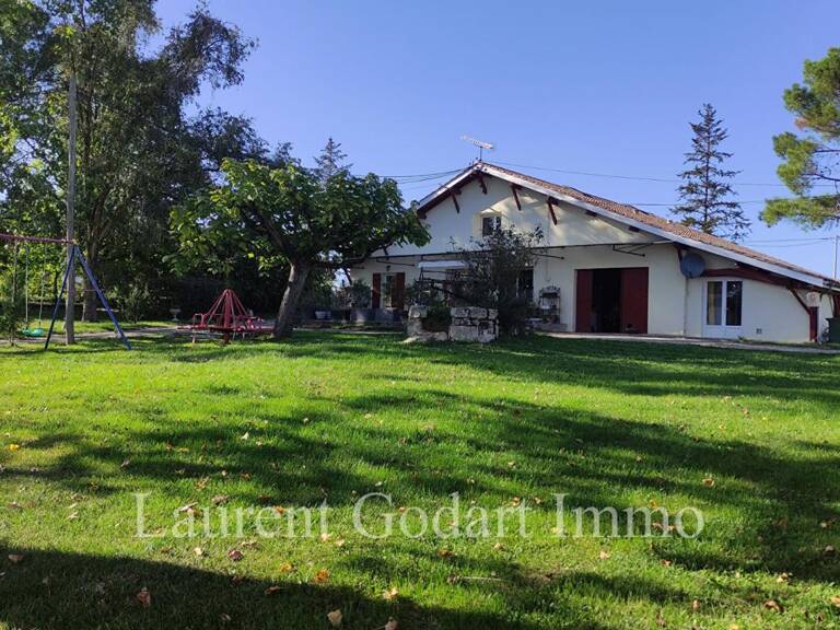 Maison de 230m² avec dépendance sur 5000m² — photo 1