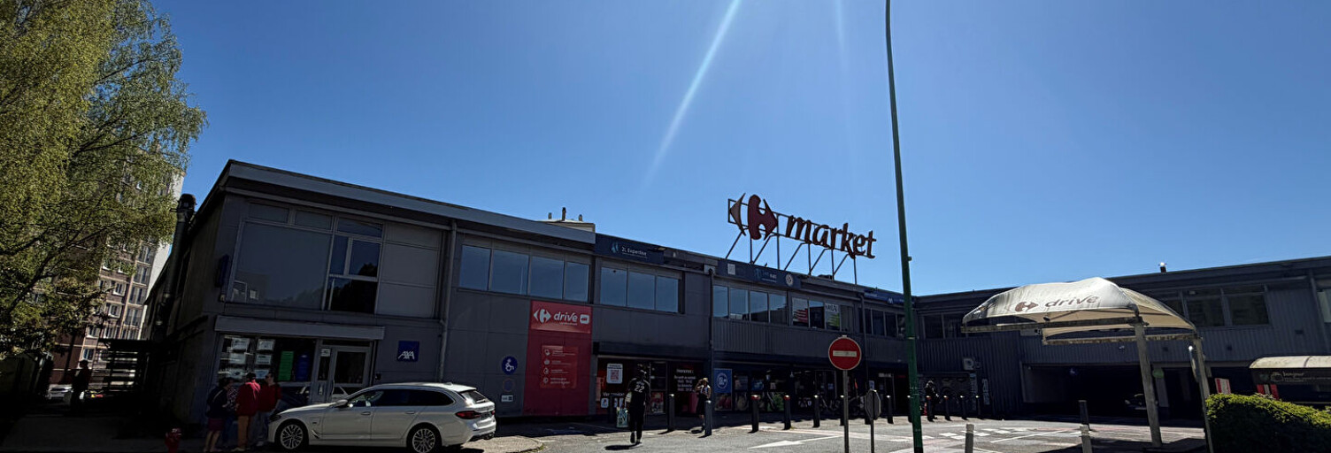 Commerce  110 m² à vendre à Bihorel (76420)