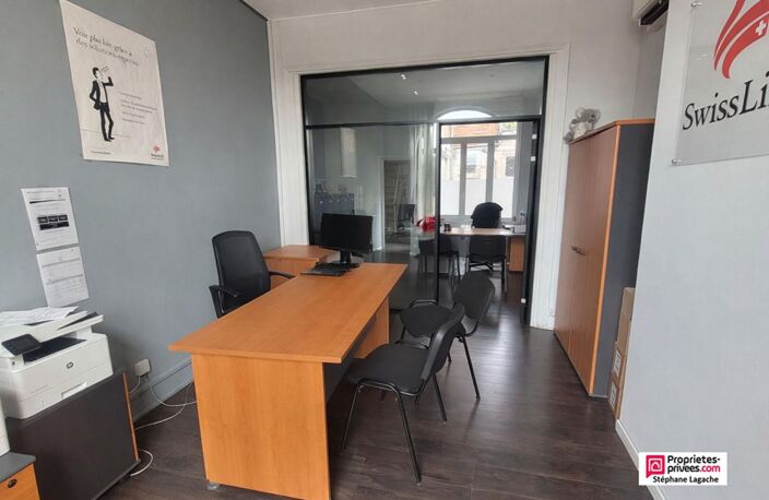 Immeuble mixte Estaires avec local commercial 100m² et 1T2 duplex — photo 3