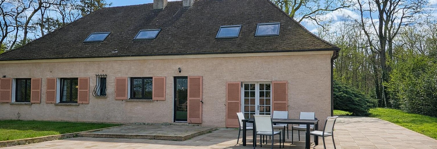 Maison 8 Pièces 210 m² à vendre à Milly-la-Forêt (91490)