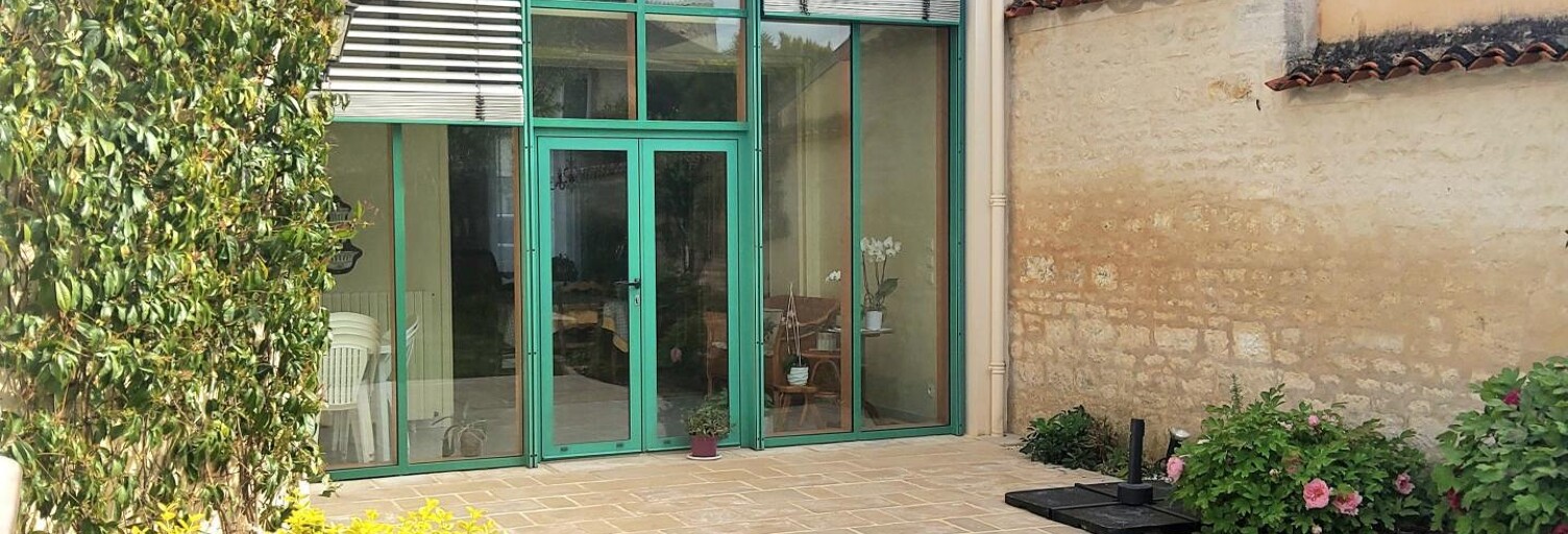 Maison 7 Pièces 195 m² à vendre à Coulon (79510)