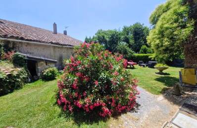 Charmante maison en pierre avec dépendances et fort potentiel. — photo du bien