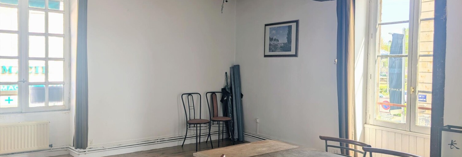 Immeuble  188 m² à vendre à Baugé-en-Anjou (49150)