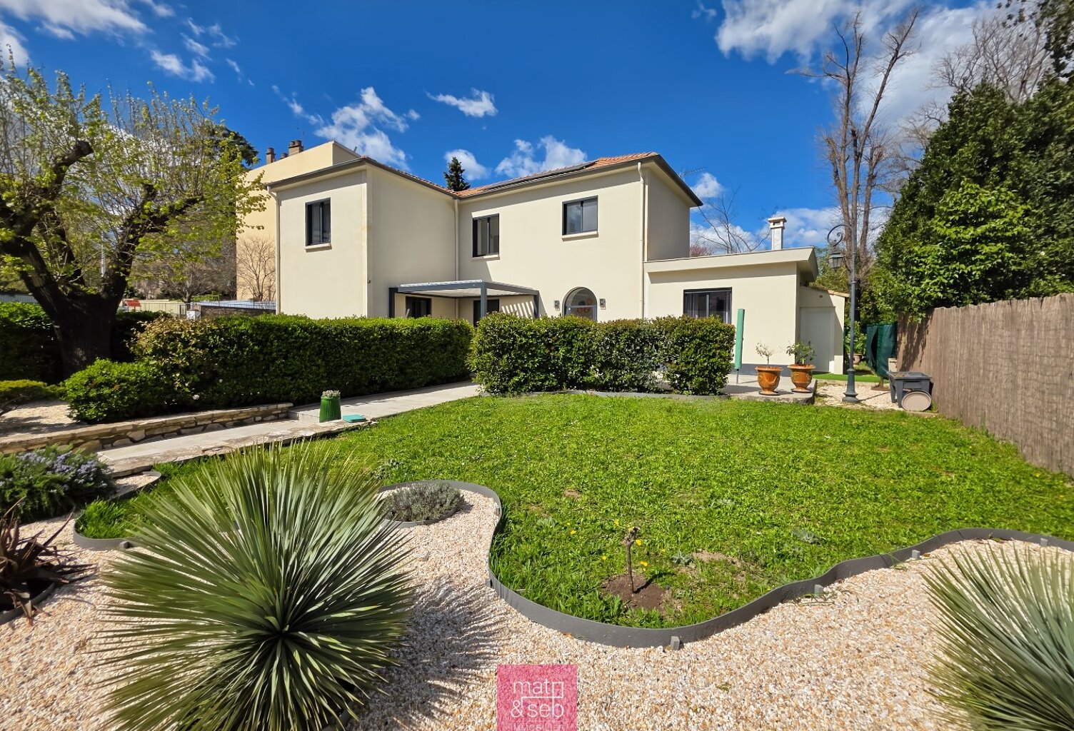 Maison — photo 1