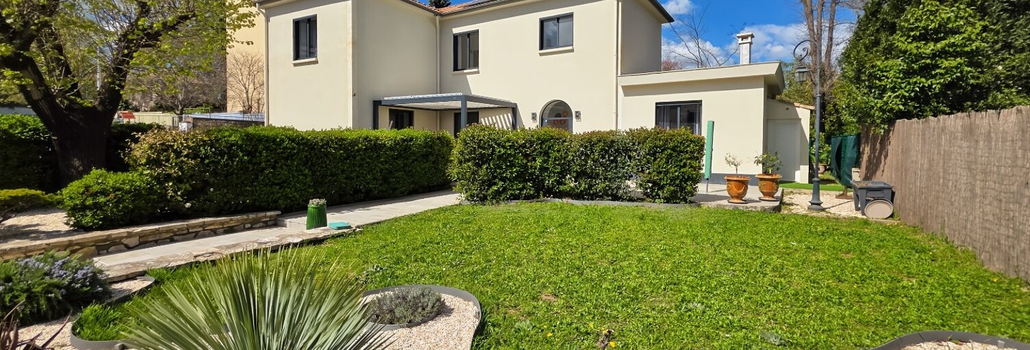 Maison 6 Pièces 144 m² à vendre à Nîmes (30000)