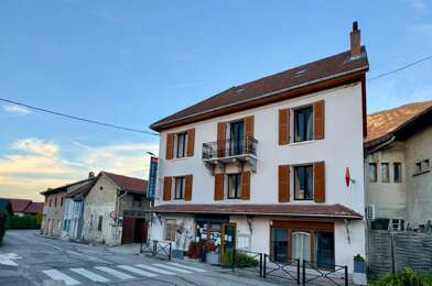 Commerce 15 pièces 416667 €