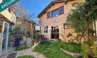 Maison 8 Pièces 153 m² à vendre à Saint-Amour-Bellevue (71570)