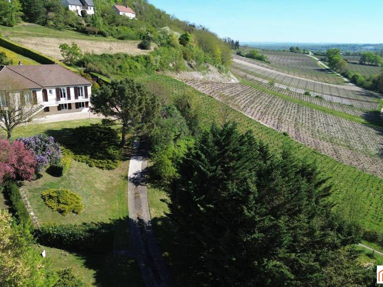 SPACIEUSE MAISON 5 CHAMBRES AVEC PISCINE ET VUE — photo 1
