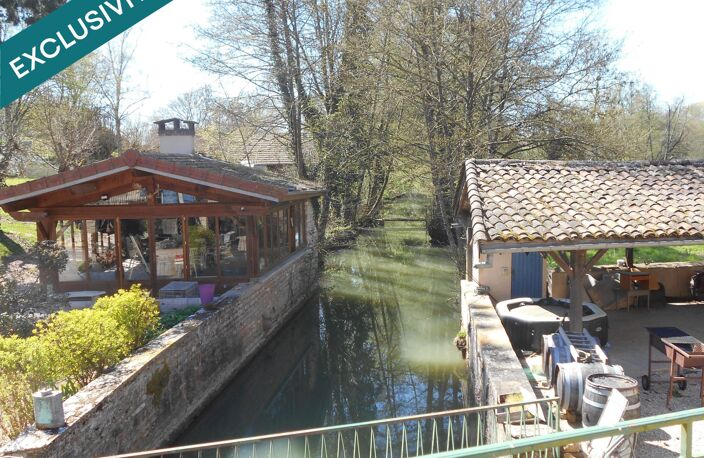 Moulin  entièrement rénovée ,comprenant deux gites . — photo 2