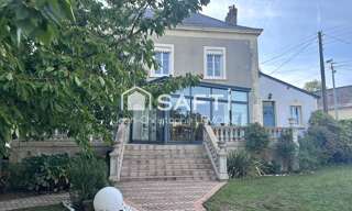 Maison 12 Pièces 193 m² à vendre à Château-Gontier-sur-Mayenne (53200)