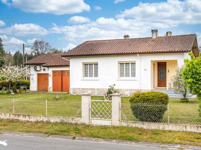 Maison de bourg de 4 pièces principales — photo du bien