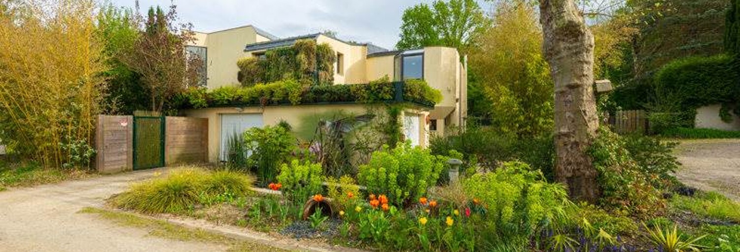 Maison 8 Pièces 257 m² à vendre à Montfort-l'Amaury (78490)