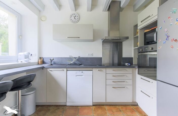 Maison en pierre de 7 pièces principales — photo 3