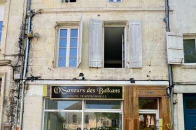 Immeuble  108600 €