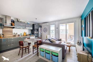 Appartement 3 pièces 254880 €