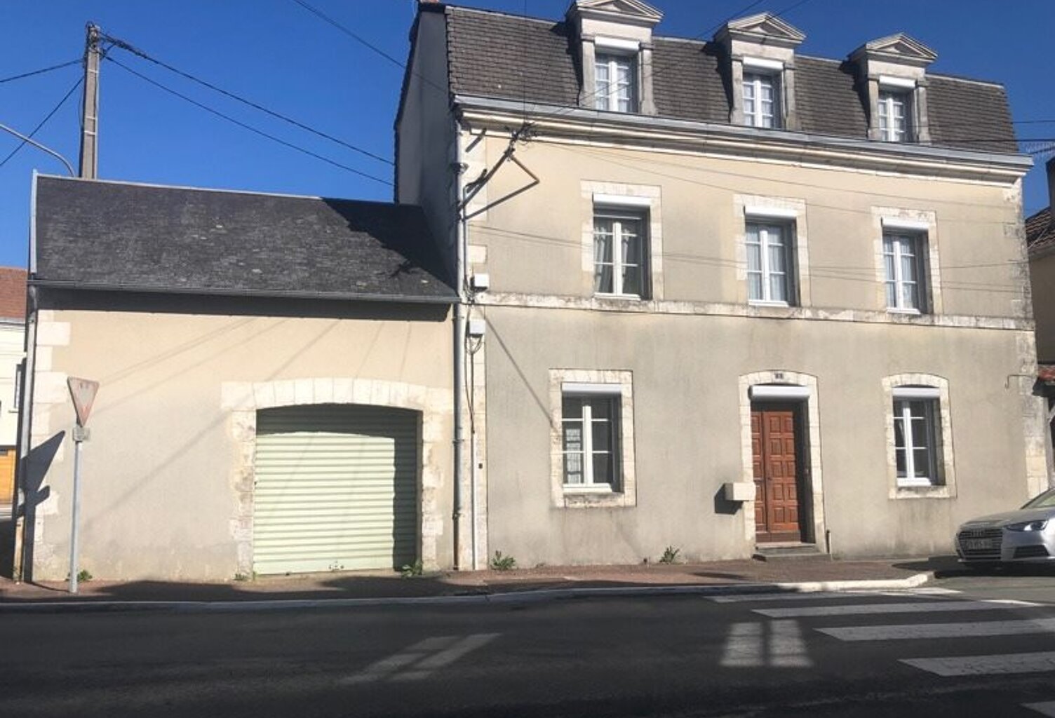 Maison de ville de 6 pièces principales — photo 1
