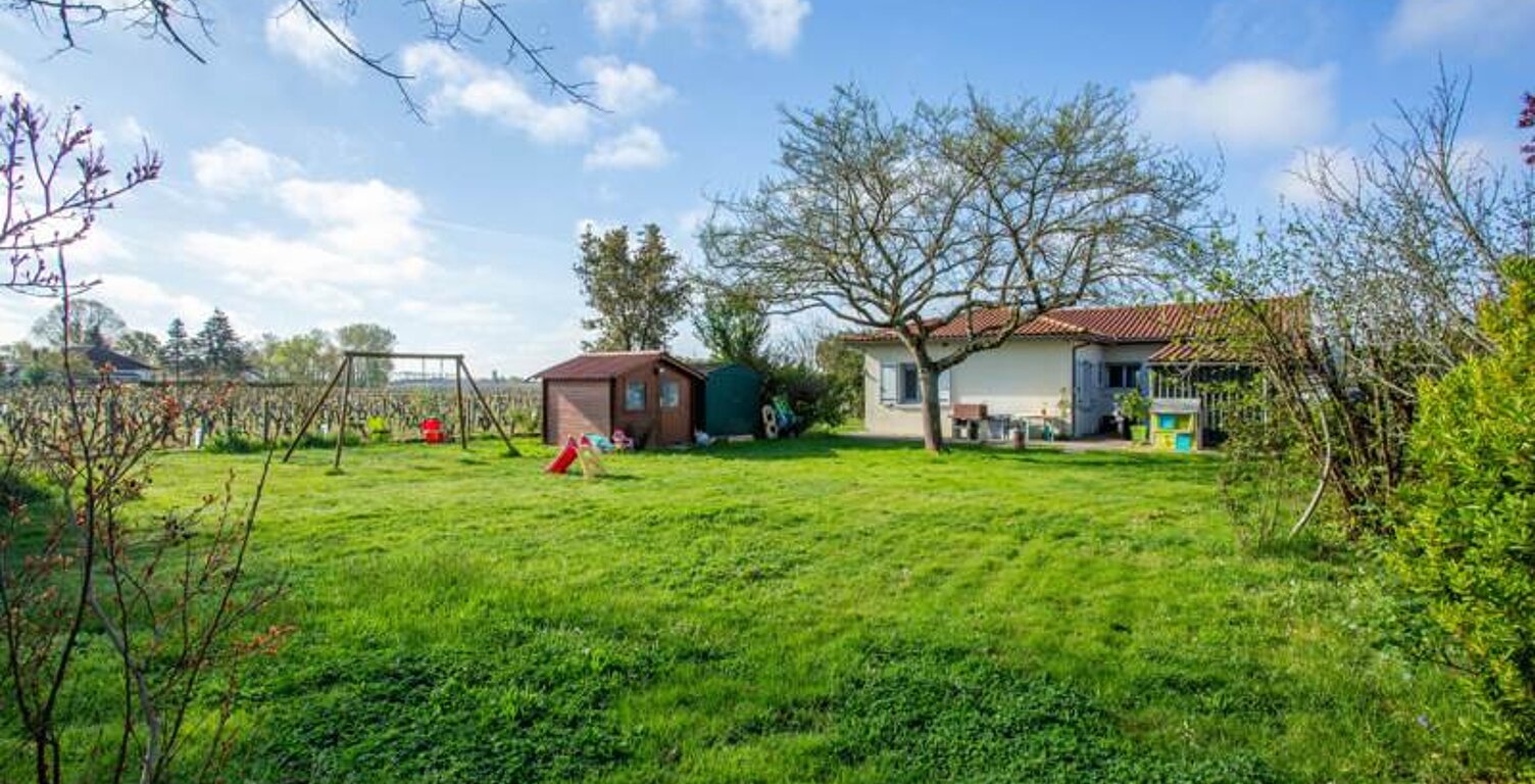 Vente maison 6 pièces 110 m² Lalande-de-Pomerol (33500) — photo 1