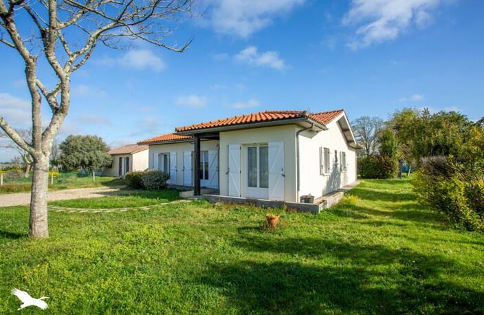 Vente maison 6 pièces 110 m² Lalande-de-Pomerol (33500) — photo 2