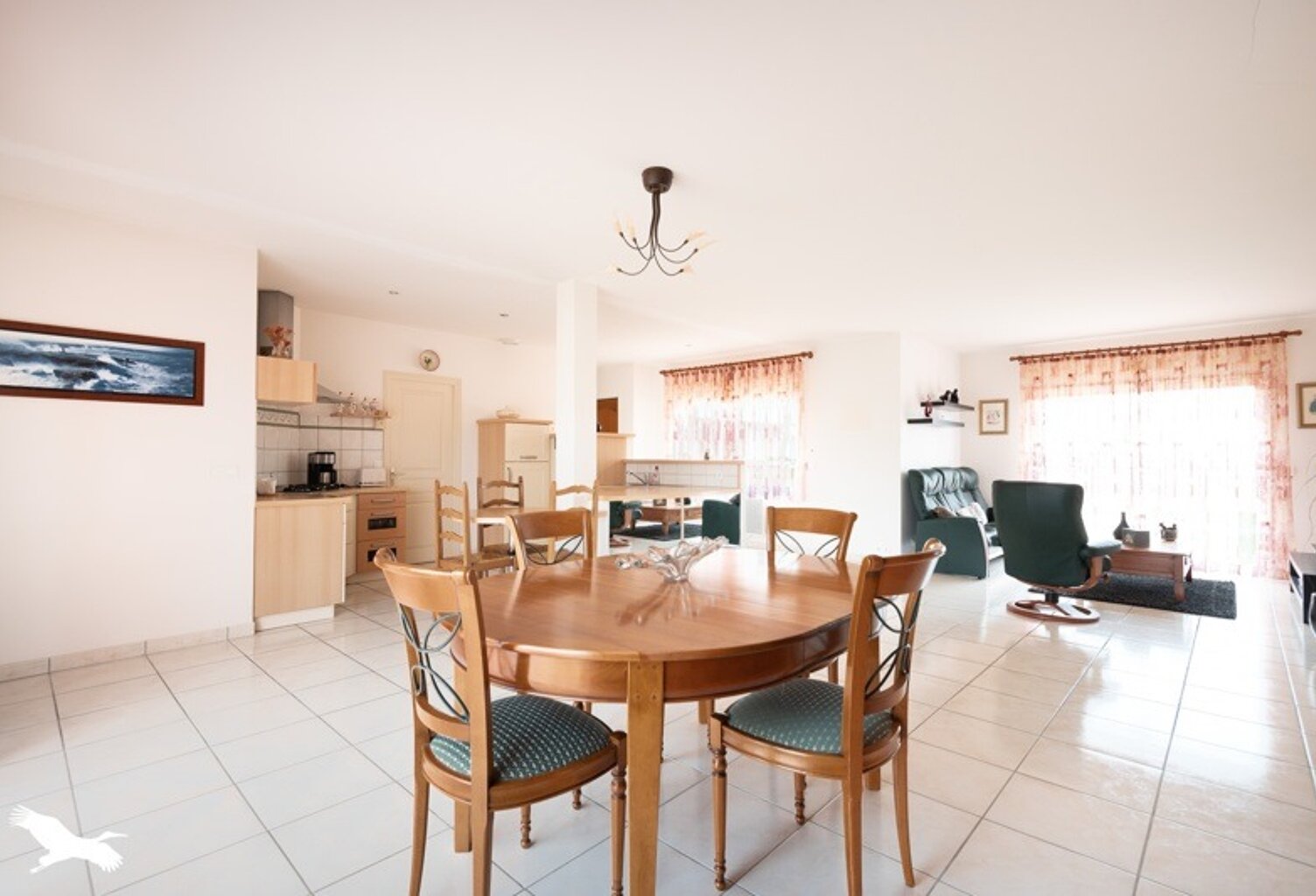 Contemporaine de 5 pièces principales — photo 1