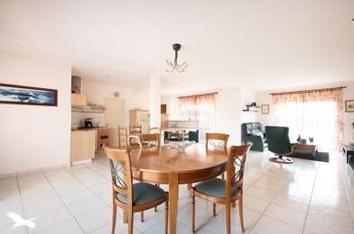 Maison 5 pièces 399000 €