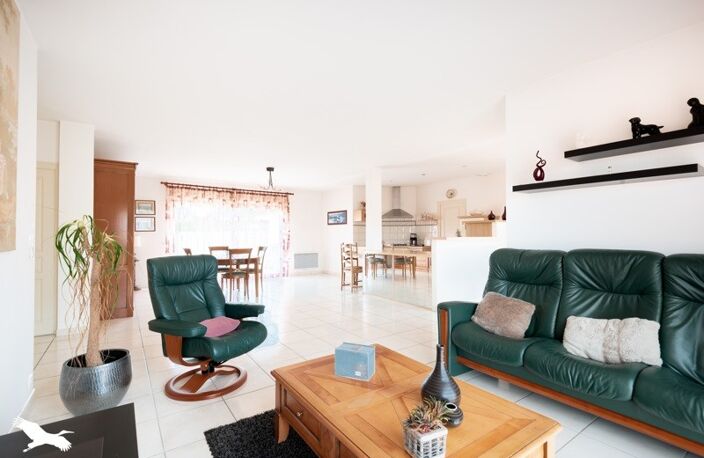 Contemporaine de 5 pièces principales — photo 3