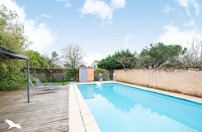 Vente maison 5 pièces 140 m² Saint-Just-Luzac (17320) — photo 3