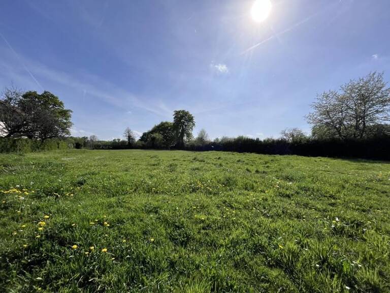 Terrain à bâtir de 0 pièces principales — photo 1