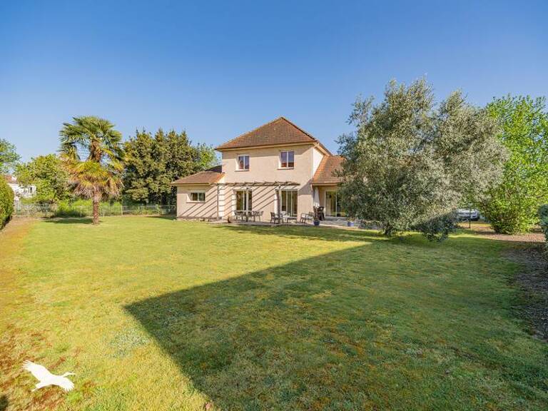 Contemporaine de 7 pièces principales — photo 1