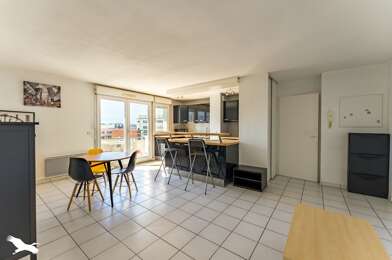 Appartement 3 pièces 242000 €