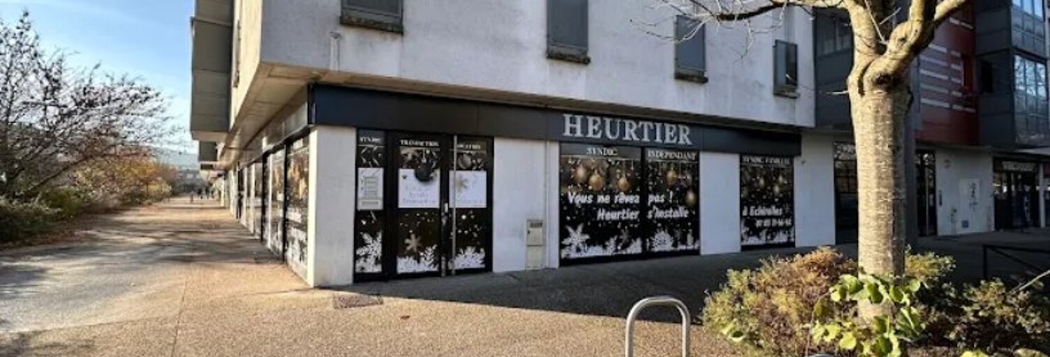 Commerce  334 m² à louer à Échirolles (38130)