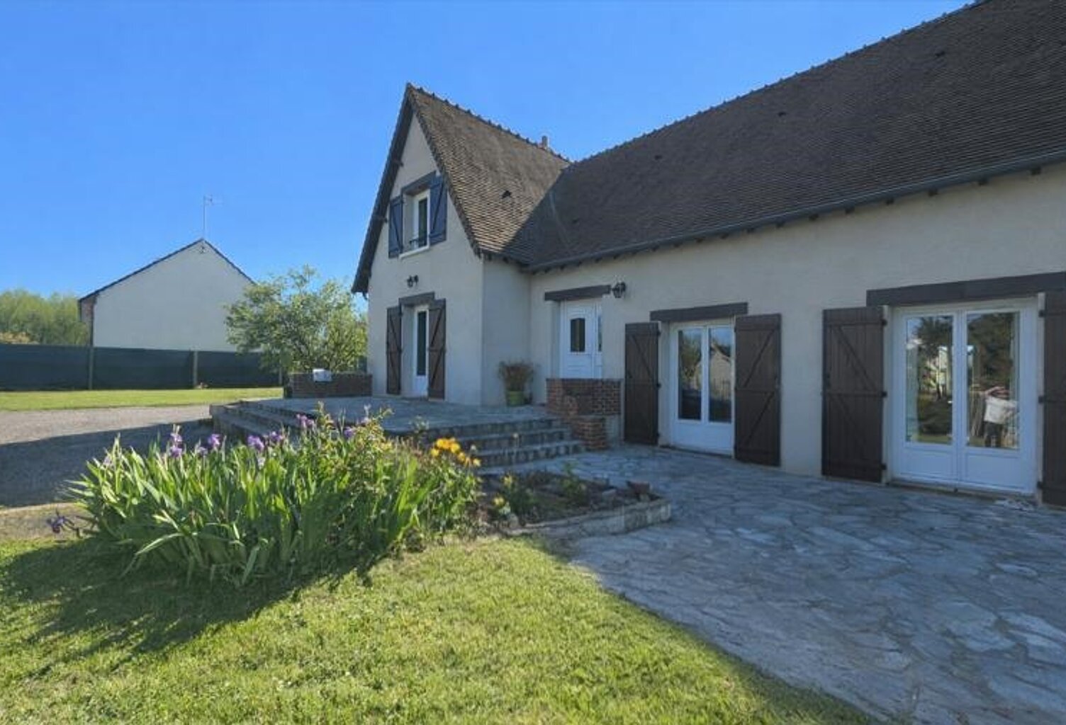 Pavillon de 6 pièces principales — photo 1