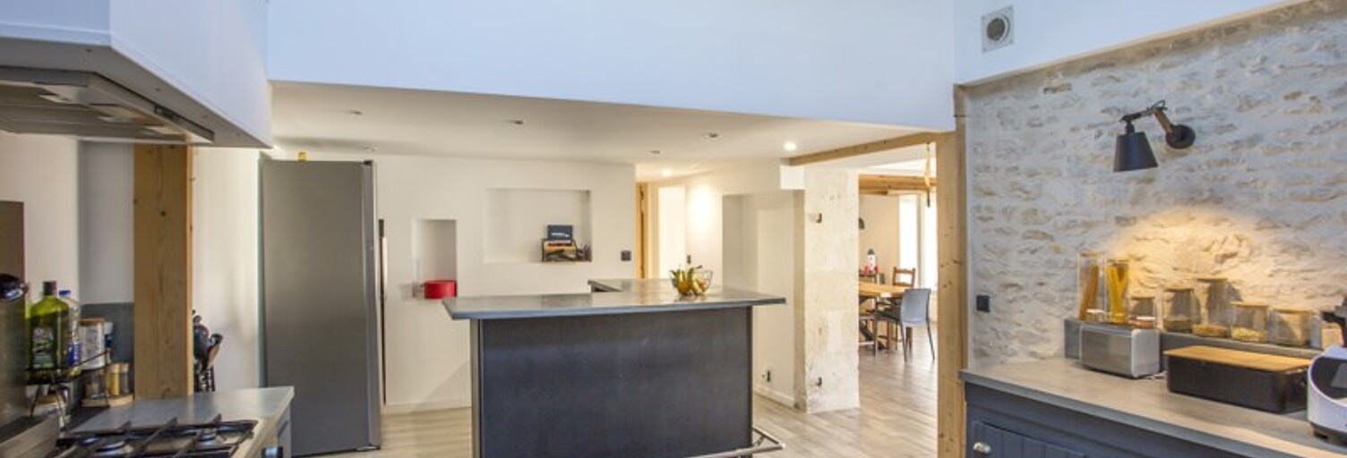 Maison 4 Pièces 141 m² à vendre à Taugon (17170)