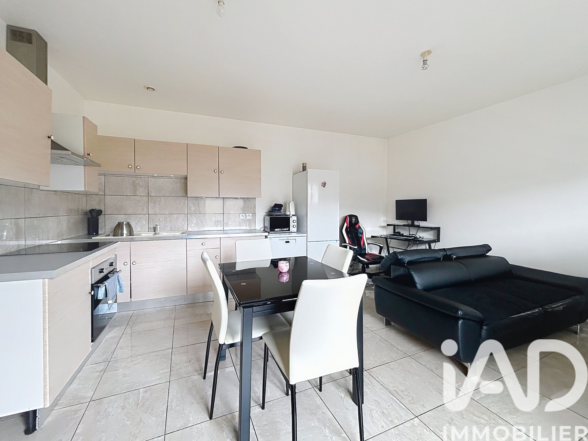Vente Appartement 2 pièces - Photo 2