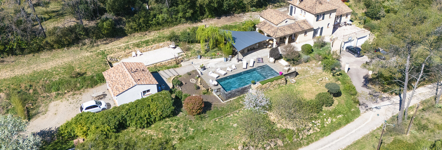 Maison 9 Pièces 200 m² à vendre à Carnoules (83660)