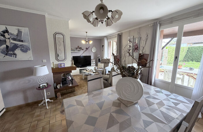 Maison de plain pied dans quartier prisé — photo 4