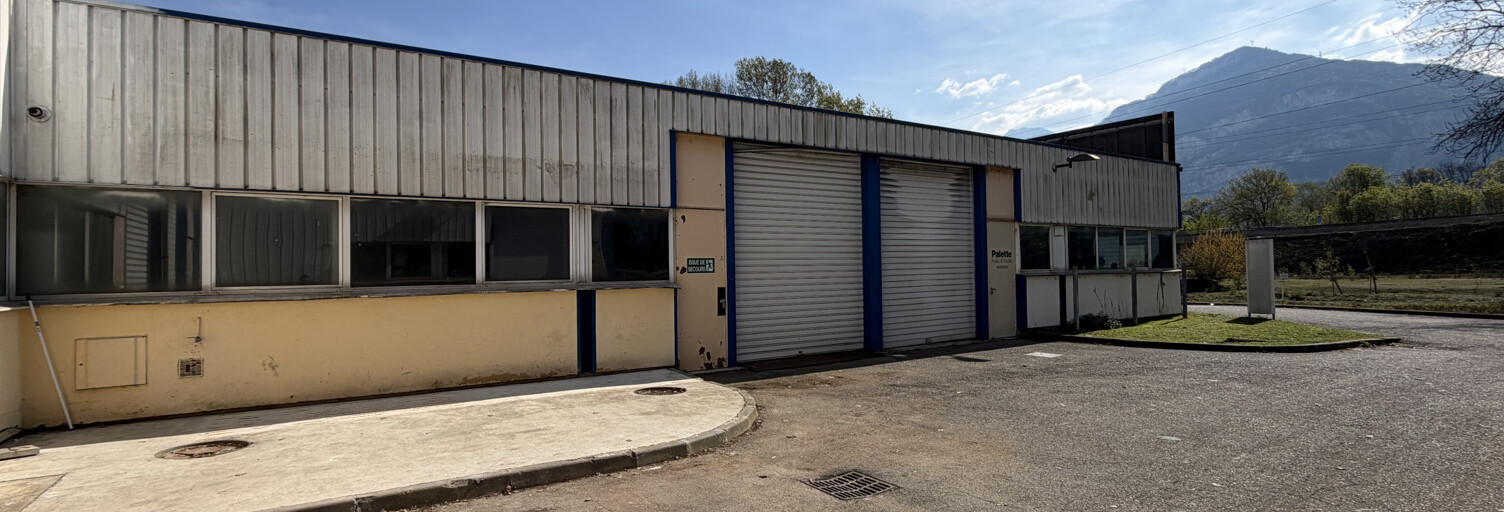 Commerce  263 m² à louer à Saint-Égrève (38120)