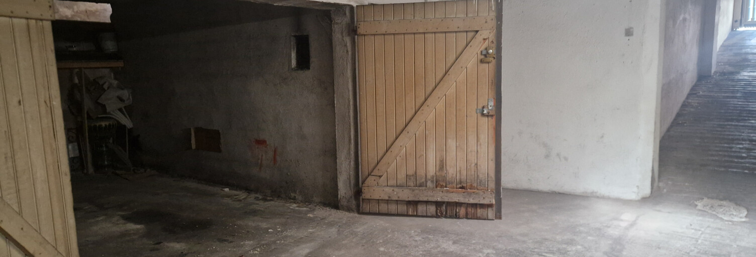 Garage  12 m² à vendre à Toulon (83200)