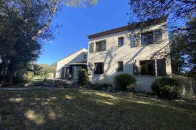 Maison 6 pièces 676000 €